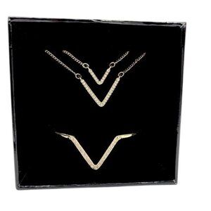 💎 Victoria Secrets “V” Double Pendant Necklace & Bracelet Set